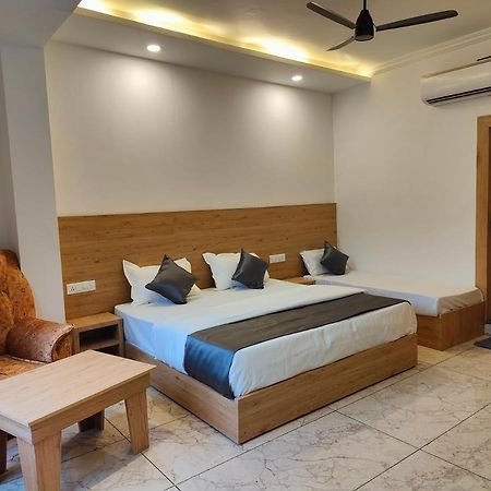 Sonu Guesthouse & Hostel Rishīkesh Екстериор снимка