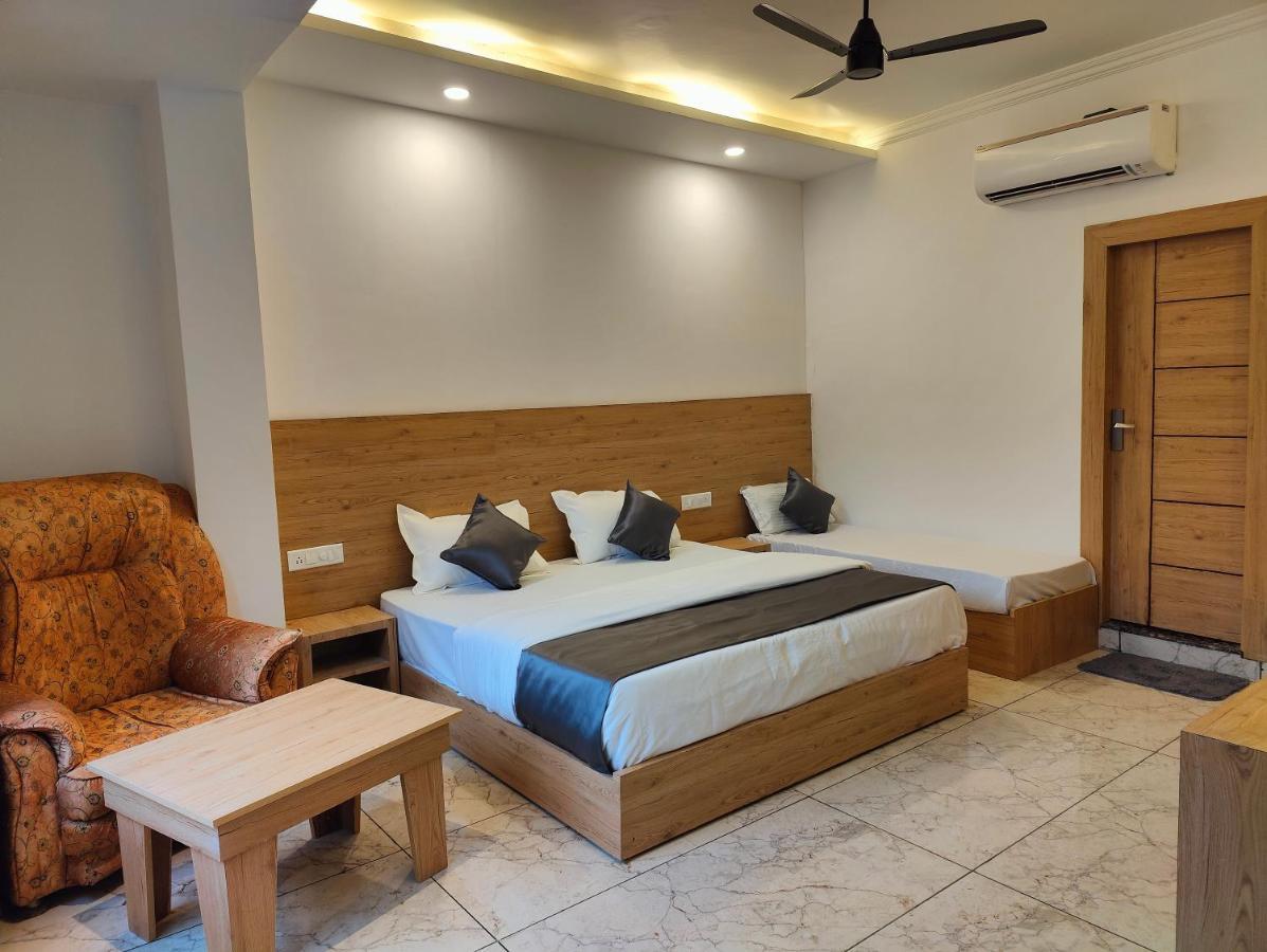 Sonu Guesthouse & Hostel Rishīkesh Екстериор снимка